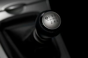 6 speed gearstick of a car